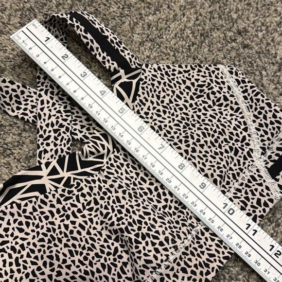 Lululemon Rack Pack Bra 8 / Medium - Picture 7 of 8